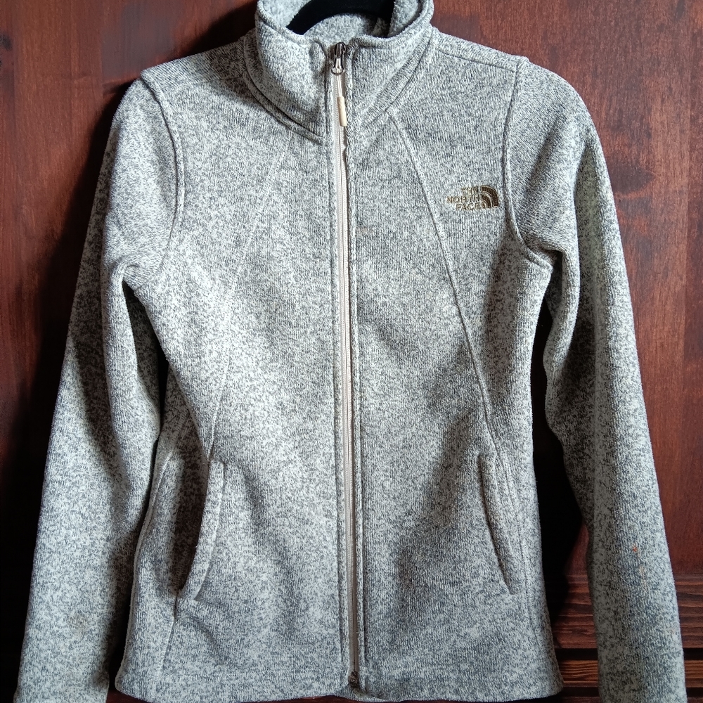 Northface sweater